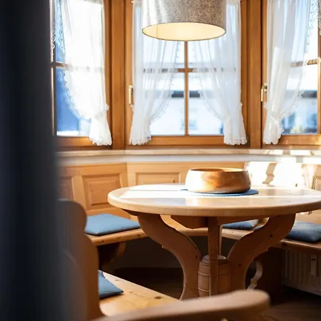 Apartament Bernadein *